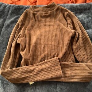 OGL crop long sleeve